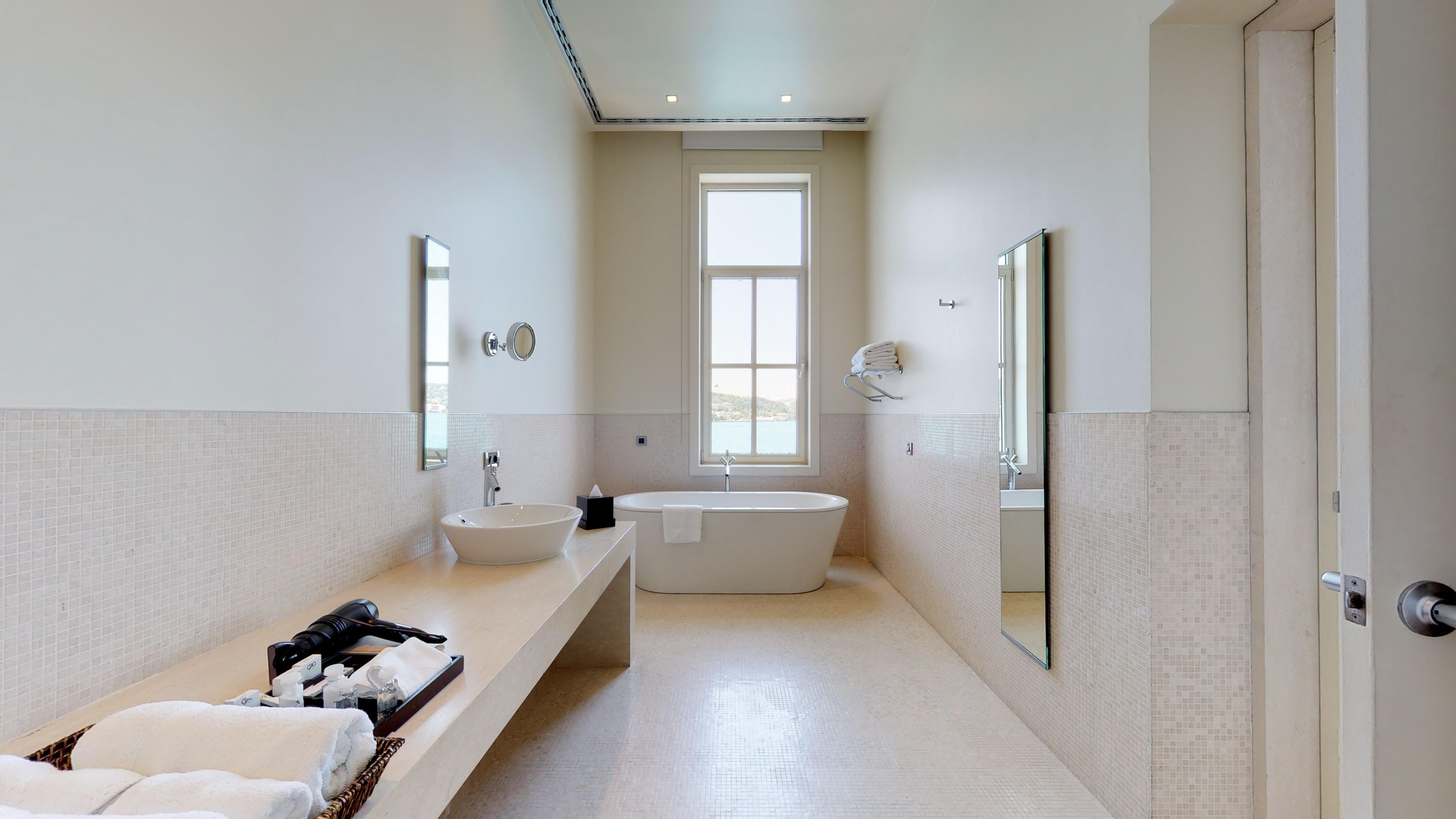 A'jia Otel 5*