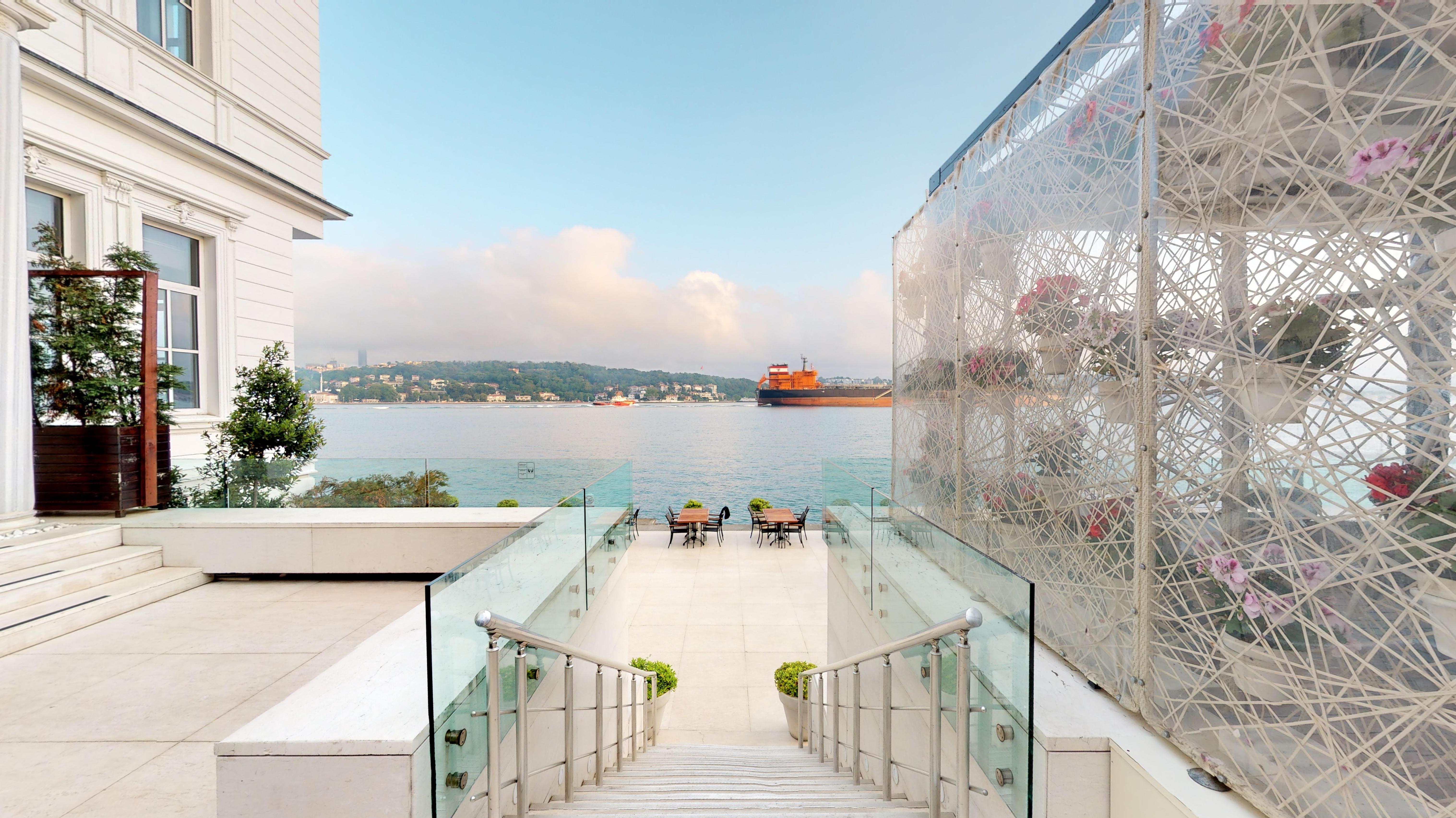 A'jia Otel 5*